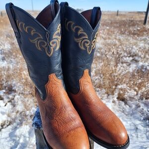Ariat Men's Black and Brown Western Boots